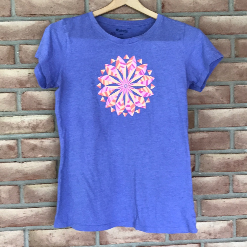Columbia size M purple, short sleeved tee